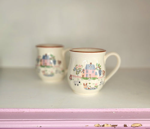 Jamestown ceramic coffee mugs set of 2 1980